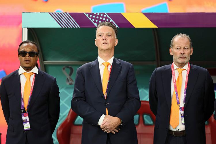 荷兰教练欧洲杯视频直播（欧洲杯荷兰教练组）