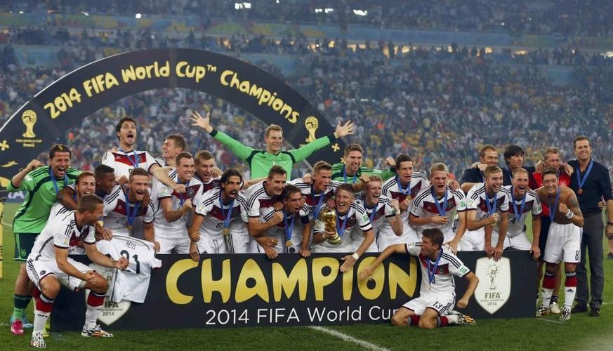 德国获得几届欧洲杯冠军（德国足球欧洲杯冠军是哪一年）